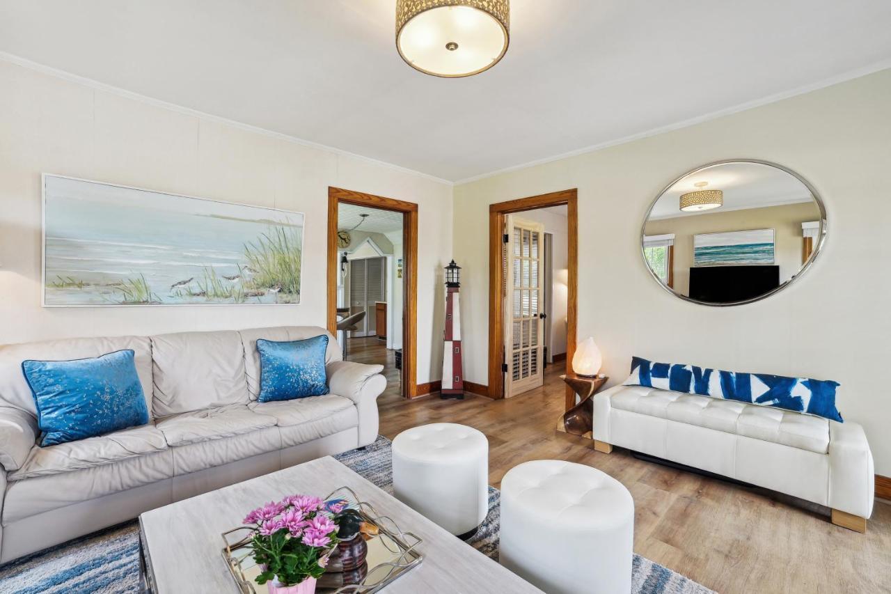 Boyne City Cottage Walk To Downtown And Lake! Exteriör bild